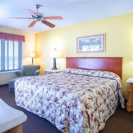 Soundside Holiday Beach Resort Pensacola Beach Buitenkant foto